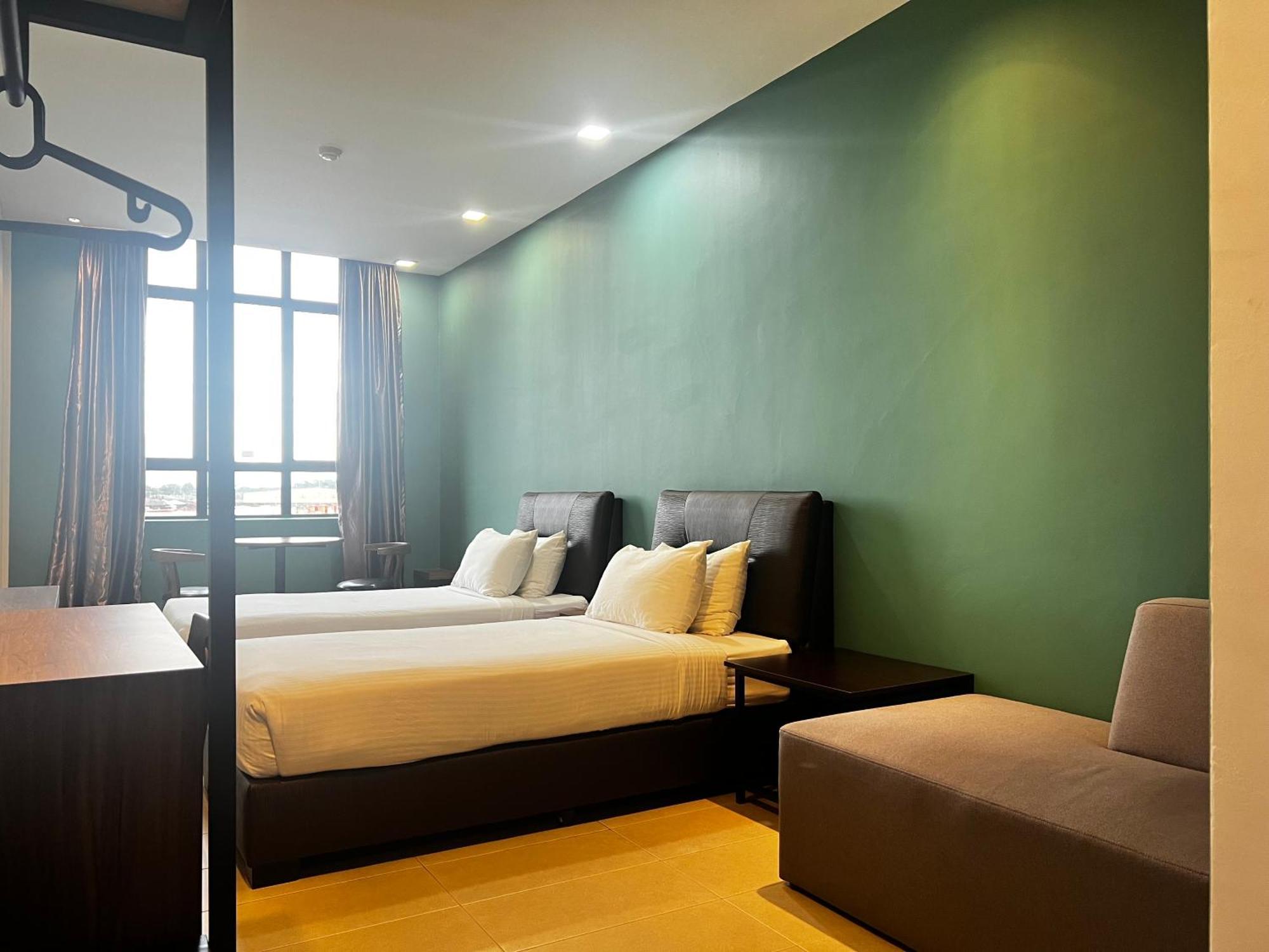 Sin Lien Hotel Keluang Exterior foto
